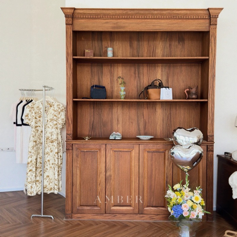 衣料品店、レジカウンター、フランスの古着コレクションショップ - Office Furniture Second Hand のレビューと価格